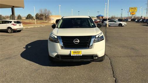 2024 Nissan Pathfinder S 4WD