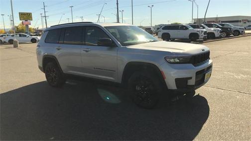2024 Jeep Grand Cherokee L Altitude