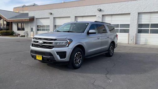 Iconic Silver Metallic 2023 Ford Expedition Max XLT
