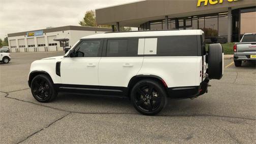 2024 Land Rover Defender 130 P400 X-Dynamic SE