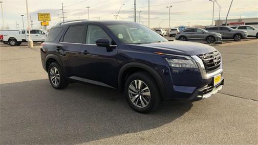 2025 Nissan Pathfinder SL 4WD