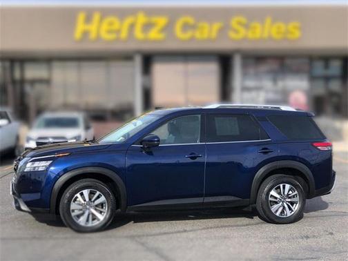 2025 Nissan Pathfinder SL 4WD