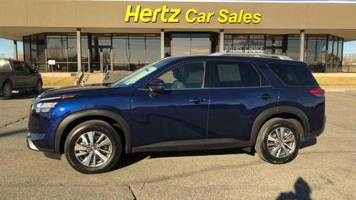 2025 Nissan Pathfinder SL 4WD