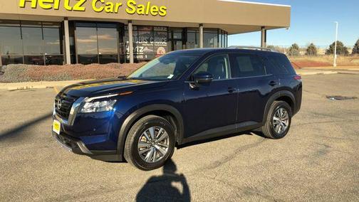 2025 Nissan Pathfinder SL 4WD