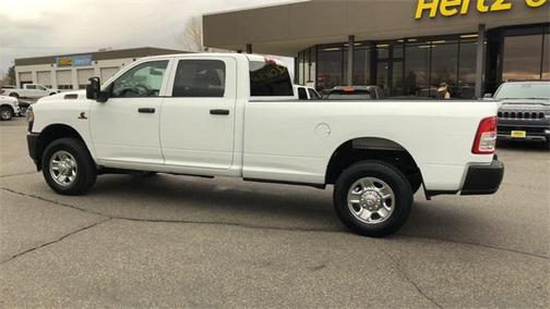 2024 RAM 3500 Tradesman Crew Cab 4x4 8' Box