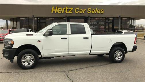 2024 RAM 3500 Tradesman Crew Cab 4x4 8' Box