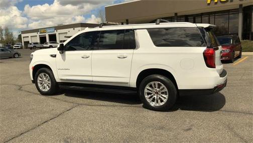 2024 GMC Yukon XL SLT