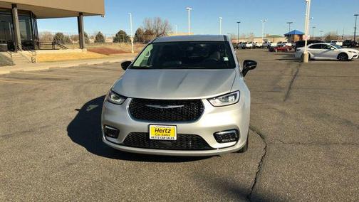 2024 Chrysler Pacifica Hybrid Select