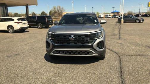 Silver Mist Metallic 2025 Volkswagen Atlas Cross Sport 2.0T SE w/Technology 4MOTION