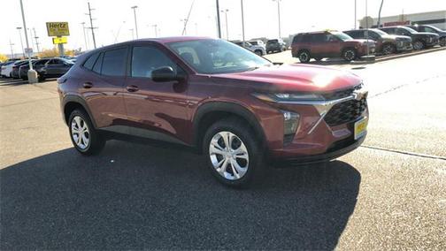 2025 Chevrolet Trax LS