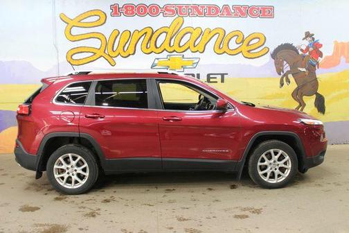 Deep Cherry Red 2015 Jeep Cherokee Latitude