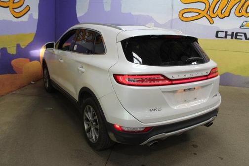 White Platinum Tri-Coat Metallic 2015 Lincoln MKC Base