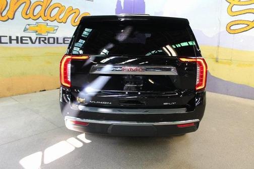 2024 GMC Yukon XL SLT