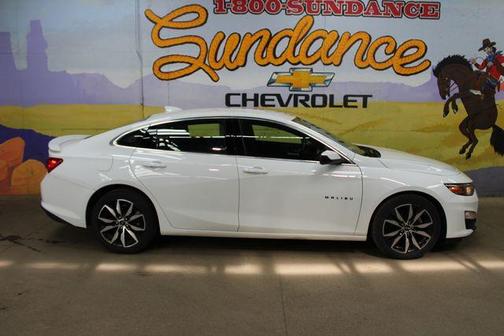 Summit White 2021 Chevrolet Malibu RS