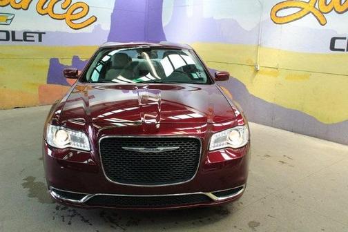 2015 Chrysler 300 Limited