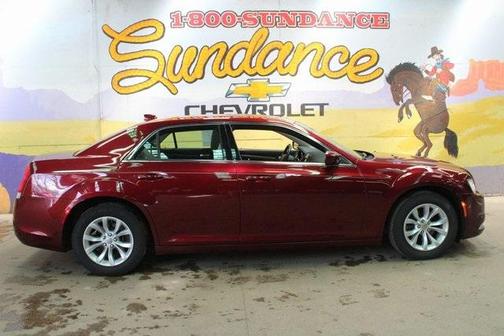 2015 Chrysler 300 Limited