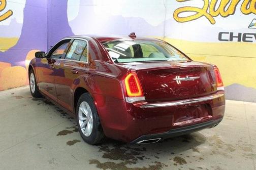 2015 Chrysler 300 Limited
