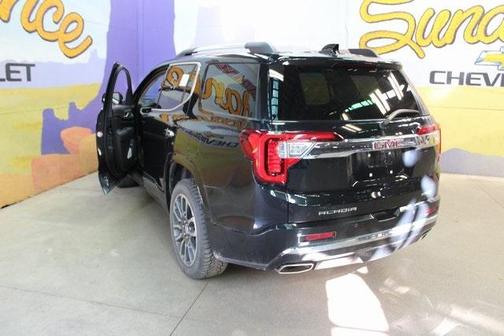 2021 GMC Acadia Denali