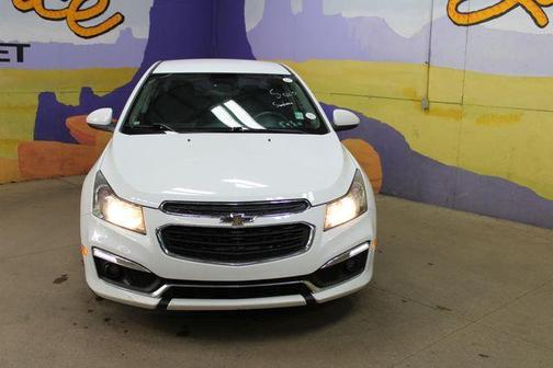 Summit White 2015 Chevrolet Cruze 1LT