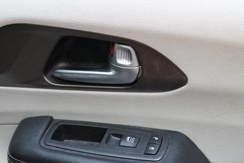 2018 Chrysler Pacifica Touring-L