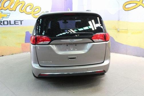 2018 Chrysler Pacifica Touring-L