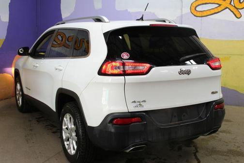 Bright White 2015 Jeep Cherokee Latitude