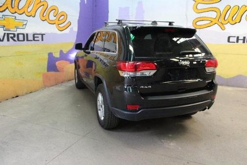 2020 Jeep Grand Cherokee Laredo