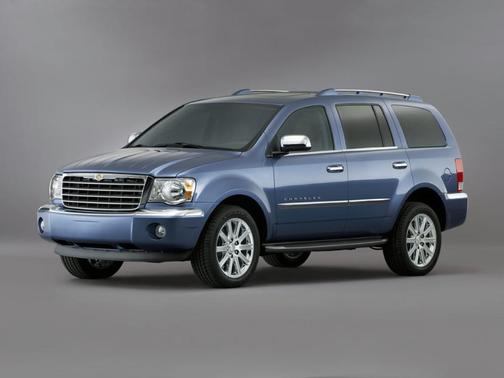 Cool Vanilla Clearcoat 2008 Chrysler Aspen Limited