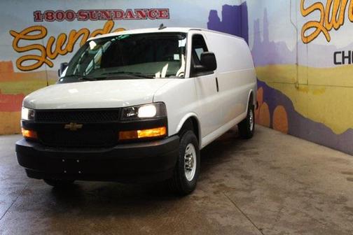 2025 Chevrolet Express 2500 Work Van