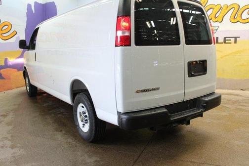 2025 Chevrolet Express 2500 Work Van