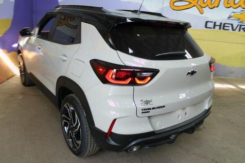 White Sand 2026 Chevrolet Trailblazer RS