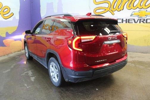 2022 GMC Terrain SLE