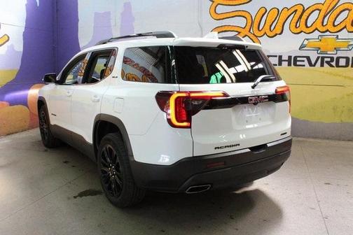 2023 GMC Acadia SLE
