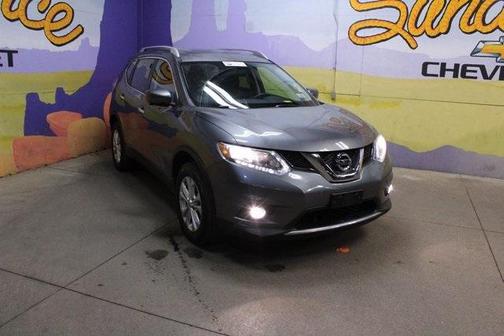 2016 Nissan Rogue SV