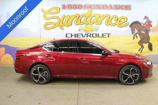 Scarlet Ember Tintcoat 2023 Nissan Altima 2.5 SR