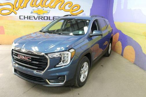 Metallic 2024 GMC Terrain SLE