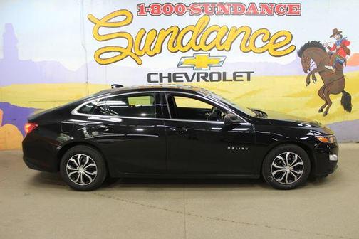 Mosaic Black Metallic 2021 Chevrolet Malibu LT
