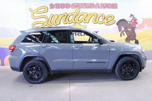 2019 Jeep Grand Cherokee Laredo