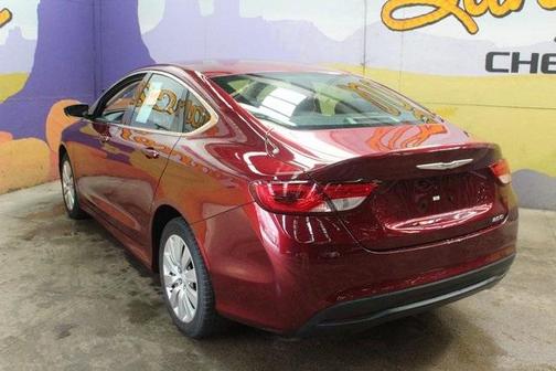 2016 Chrysler 200 LX