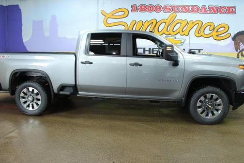 Sterling Gray Metallic 2026 Chevrolet Silverado 2500 Custom