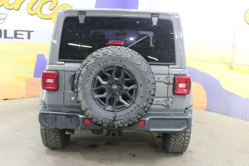 Gray 2019 Jeep Wrangler Unlimited Sahara
