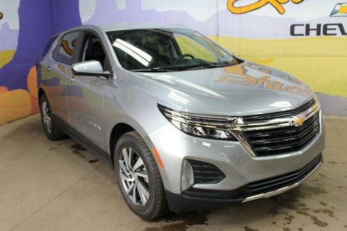 Sterling Gray Metallic 2024 Chevrolet Equinox LT
