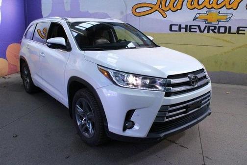 2017 Toyota Highlander Limited