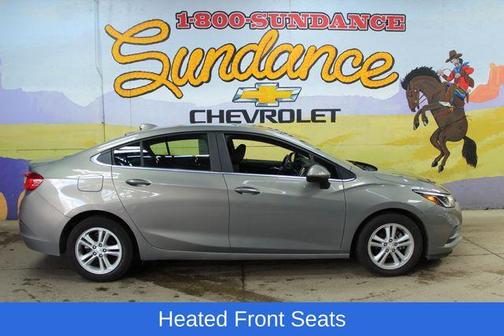 Pepperdust Metallic 2017 Chevrolet Cruze LT