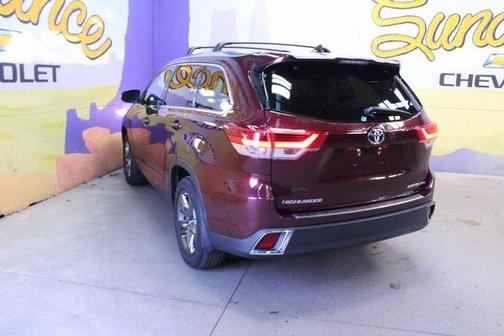 2017 Toyota Highlander Limited