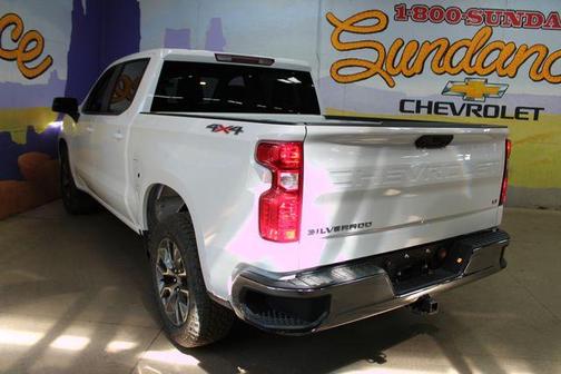 Summit White 2026 Chevrolet Silverado 1500 LT
