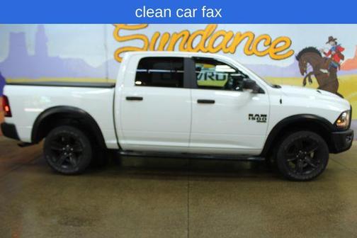 Bright White Clearcoat 2022 RAM 1500 Classic SLT