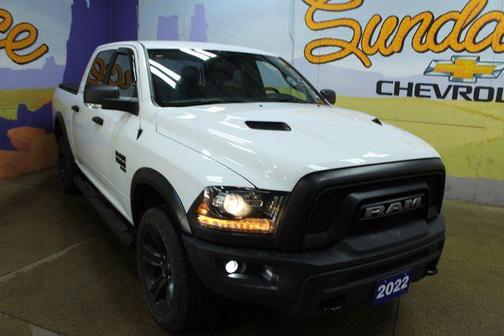 Bright White Clearcoat 2022 RAM 1500 Classic SLT