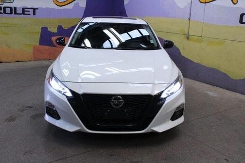 2022 Nissan Altima 2.5 SR