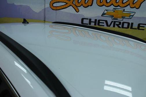 Oxford White 2022 Ford Edge SEL